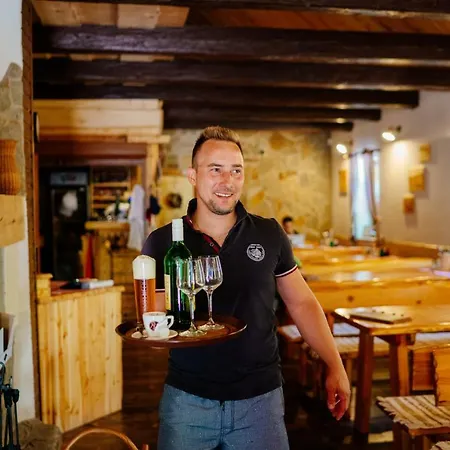 Magurka * Partizanska lupca