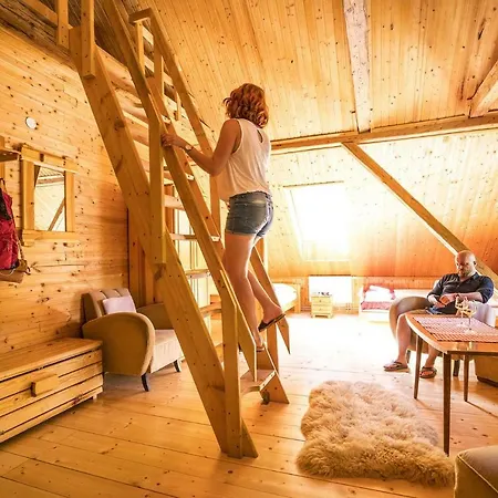 Locanda Magurka Partizanska lupca